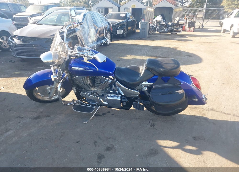 2006 HONDA VTX1300 R VIN: 1HFSC52666A310743