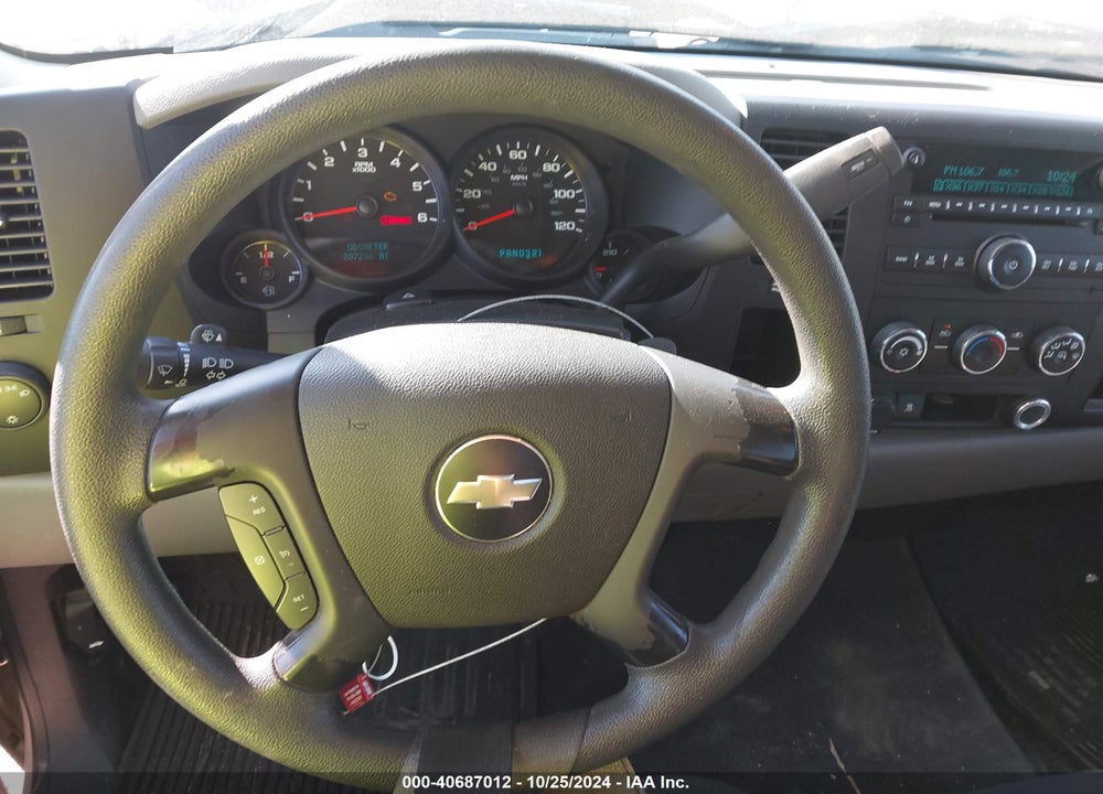 2010 CHEVROLET SILVERADO 1500 LS VIN: 1GCSCREA4AZ146985