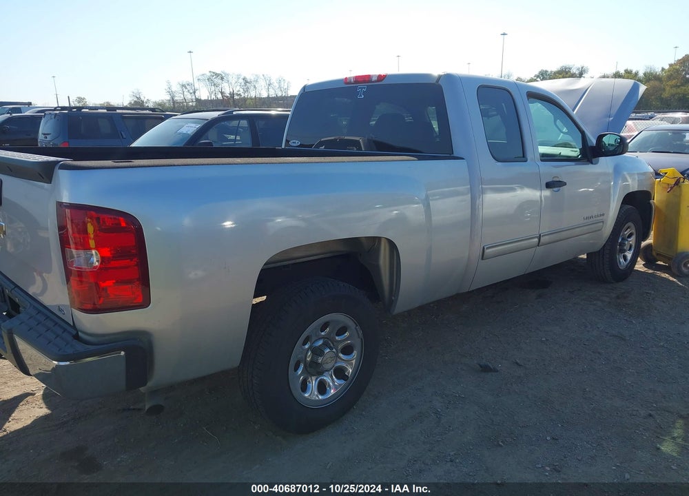 2010 CHEVROLET SILVERADO 1500 LS VIN: 1GCSCREA4AZ146985