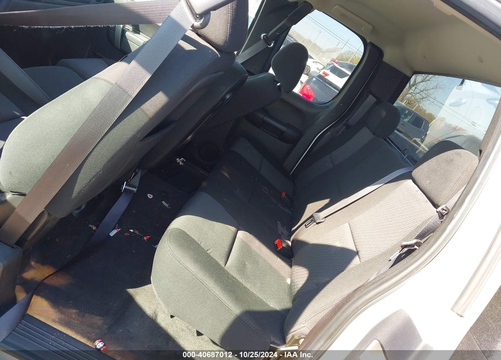 2010 CHEVROLET SILVERADO 1500 LS VIN: 1GCSCREA4AZ146985