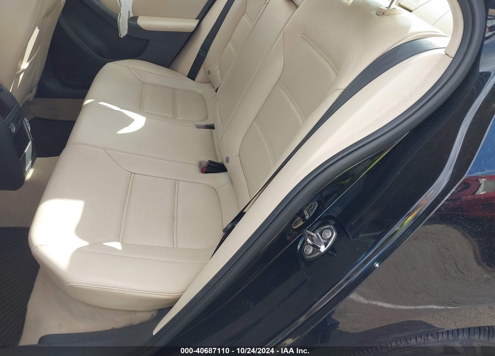 2013 VOLKSWAGEN JETTA 2.5L SE VIN: 3VWDP7AJ8DM380833