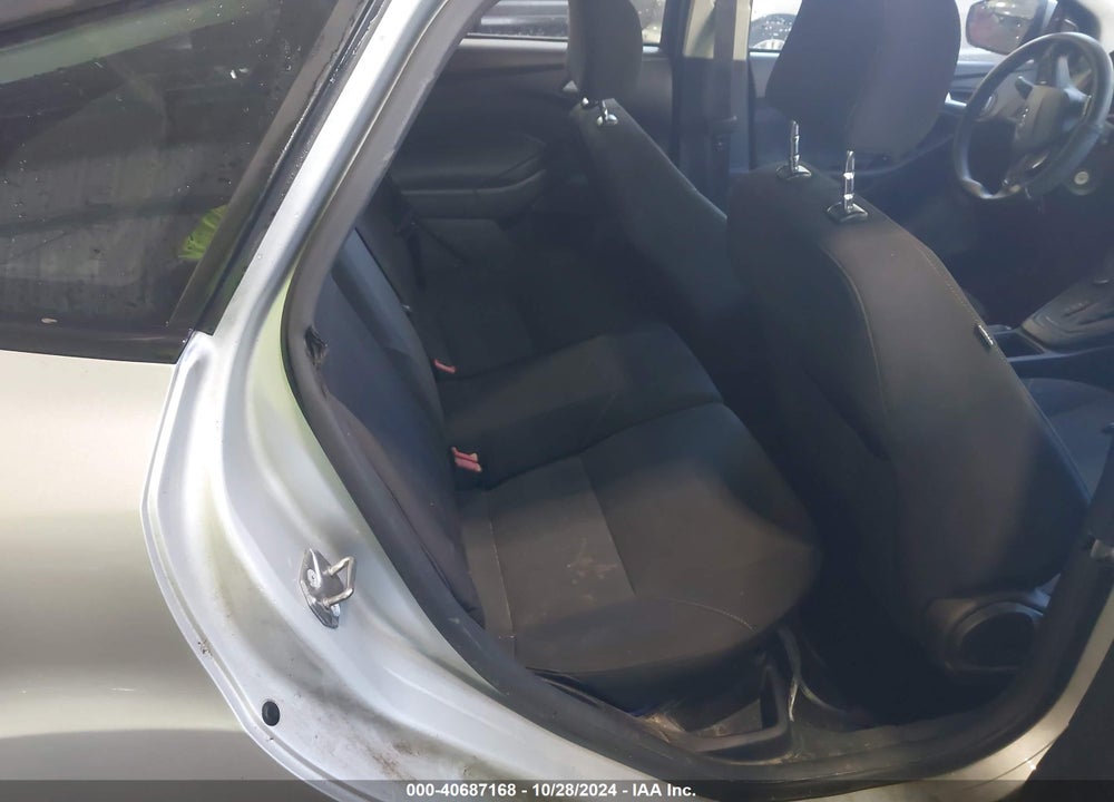 2015 FORD FOCUS SE VIN: 1FADP3K23FL295041