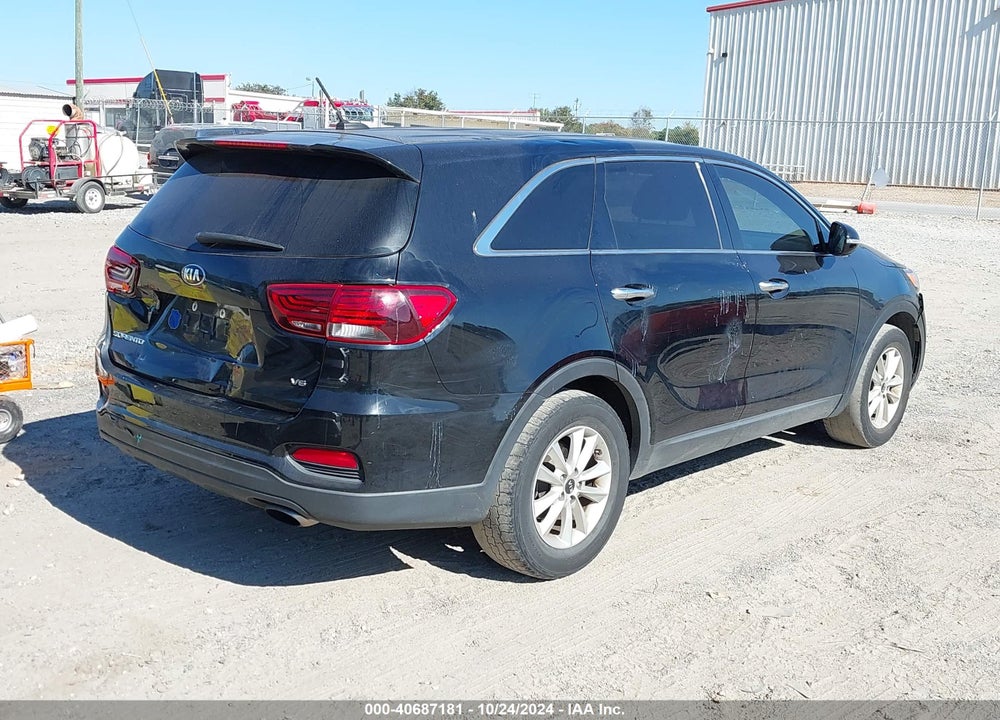 2019 KIA SORENTO 3.3L LX VIN: 5XYPG4A54KG471965