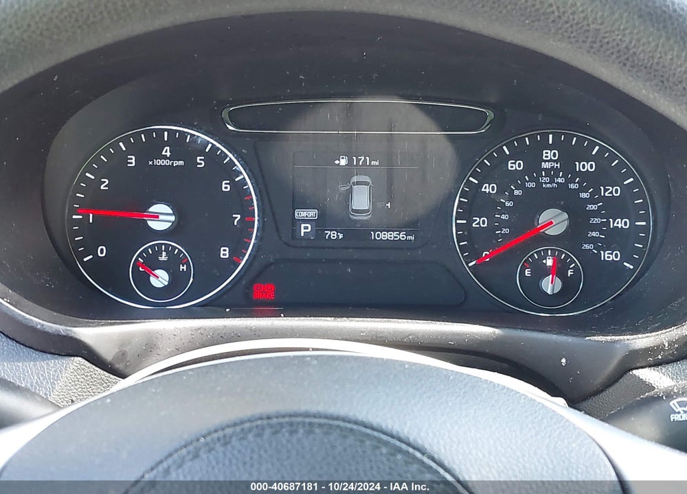 2019 KIA SORENTO 3.3L LX VIN: 5XYPG4A54KG471965