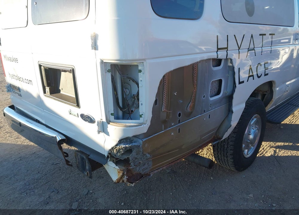 2010 FORD E-350 SUPER DUTY XL/XLT VIN: 1FBSS3BL7ADA67284