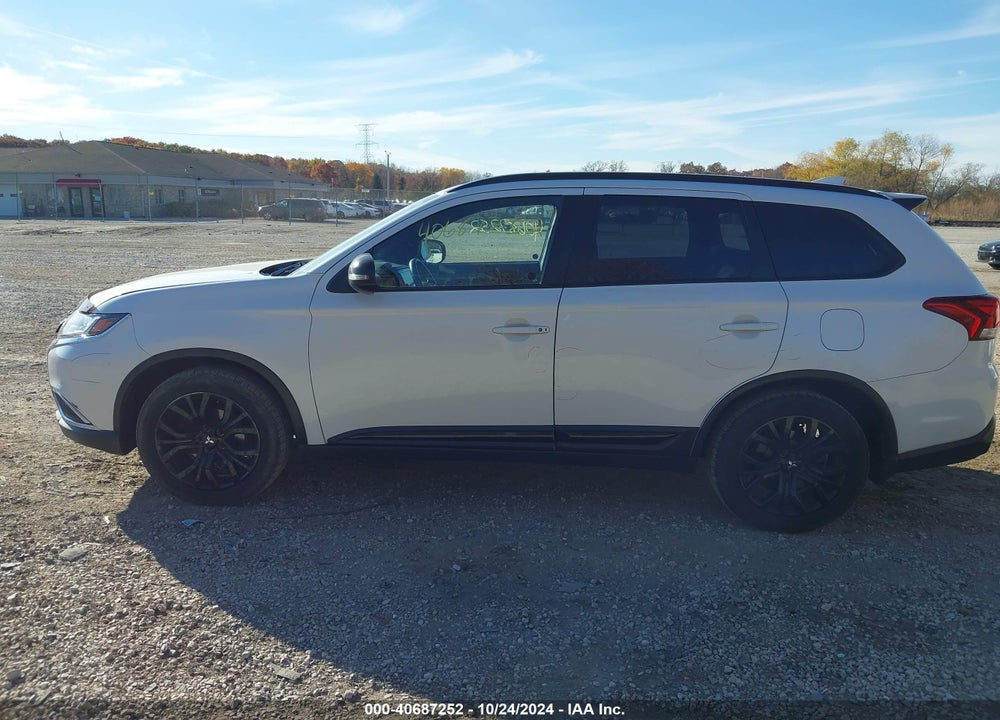 2018 MITSUBISHI OUTLANDER LE VIN: JA4AZ3A37JZ051989