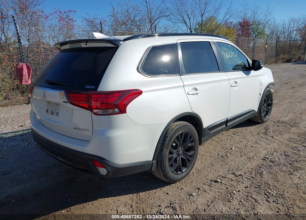2018 MITSUBISHI OUTLANDER LE VIN: JA4AZ3A37JZ051989