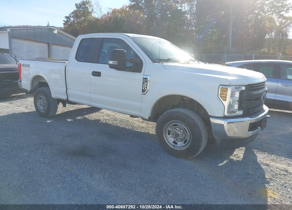 2019 FORD F-350 XL VIN: 1FT8X3B60KEG47781