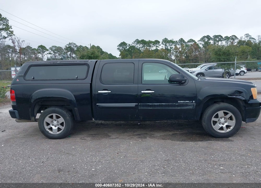 2007 GMC SIERRA 1500 DENALI VIN: 2GTEK638971715829