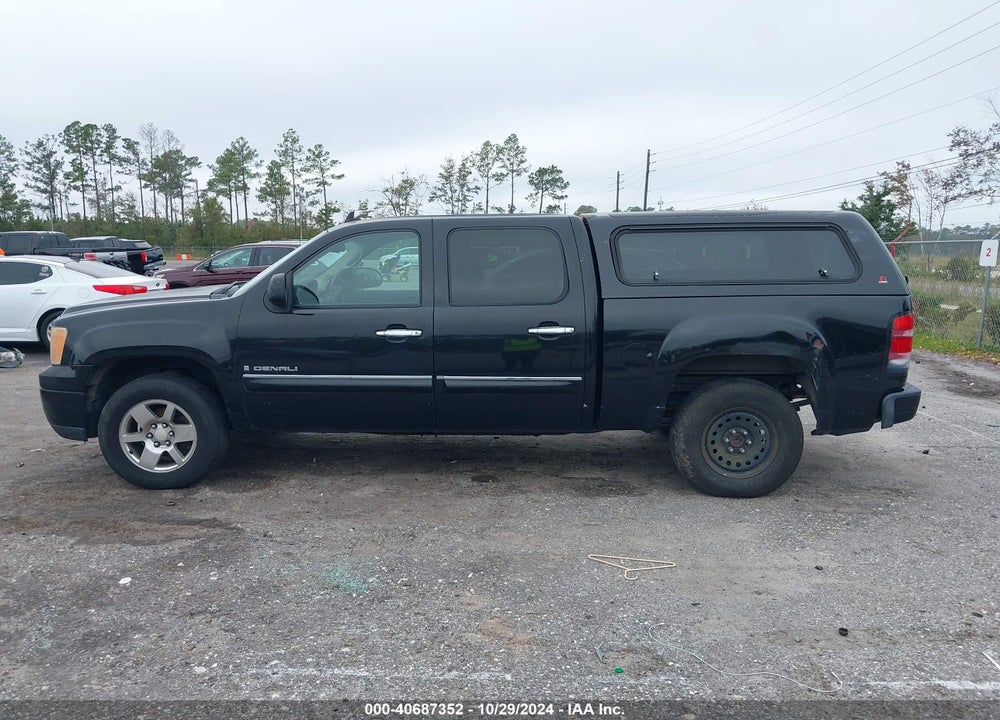 2007 GMC SIERRA 1500 DENALI VIN: 2GTEK638971715829