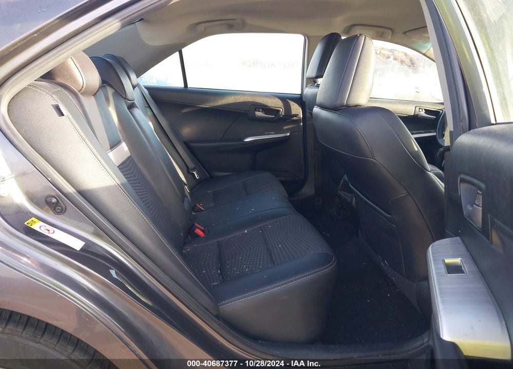 2014 TOYOTA CAMRY SE VIN: 4T1BF1FK1EU390933