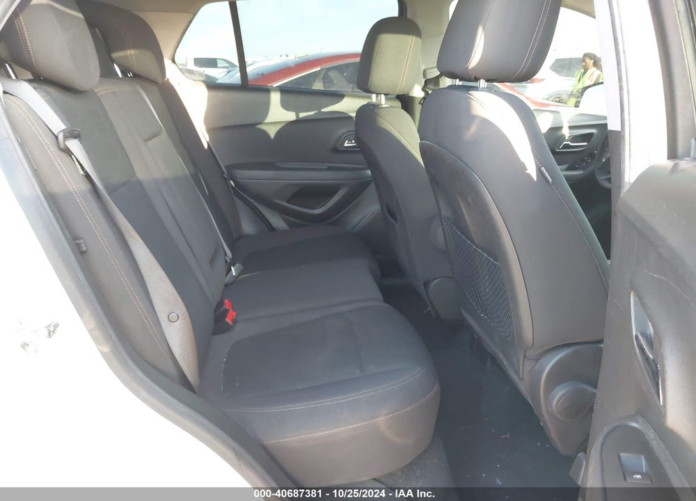 2017 CHEVROLET TRAX LS VIN: KL7CJNSB0HB187629