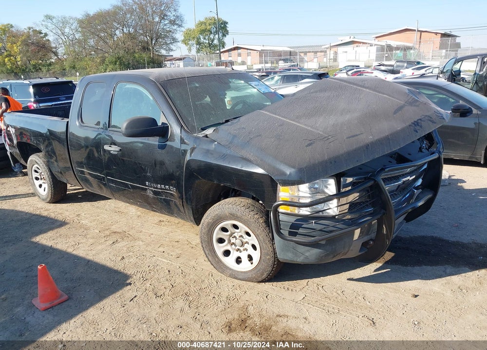 2013 CHEVROLET SILVERADO 1500 LT VIN: 1GCRKSE75DZ306776