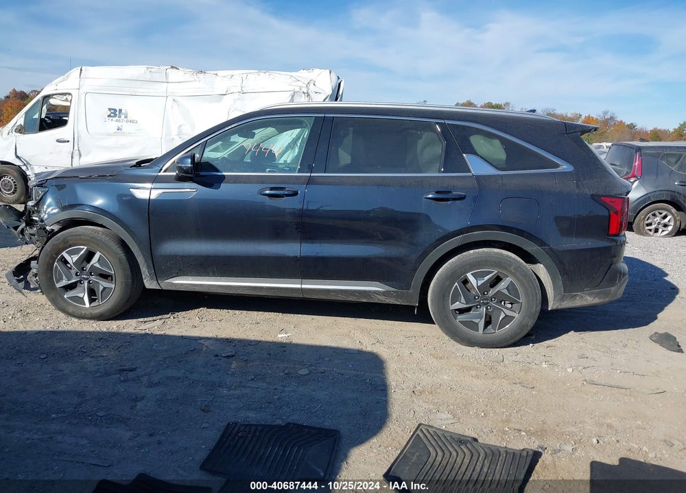 2022 KIA SORENTO HYBRID S VIN: KNDRG4LG6N5102030