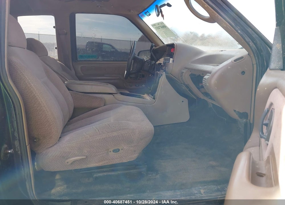 1995 CHEVROLET GMT-400 K1500 VIN: 2GCEK19K1S1252857