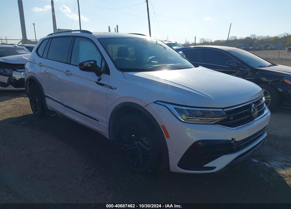 2024 VOLKSWAGEN TIGUAN 2.0T SE R-LINE BLACK VIN: 3VV8B7AX3RM110067