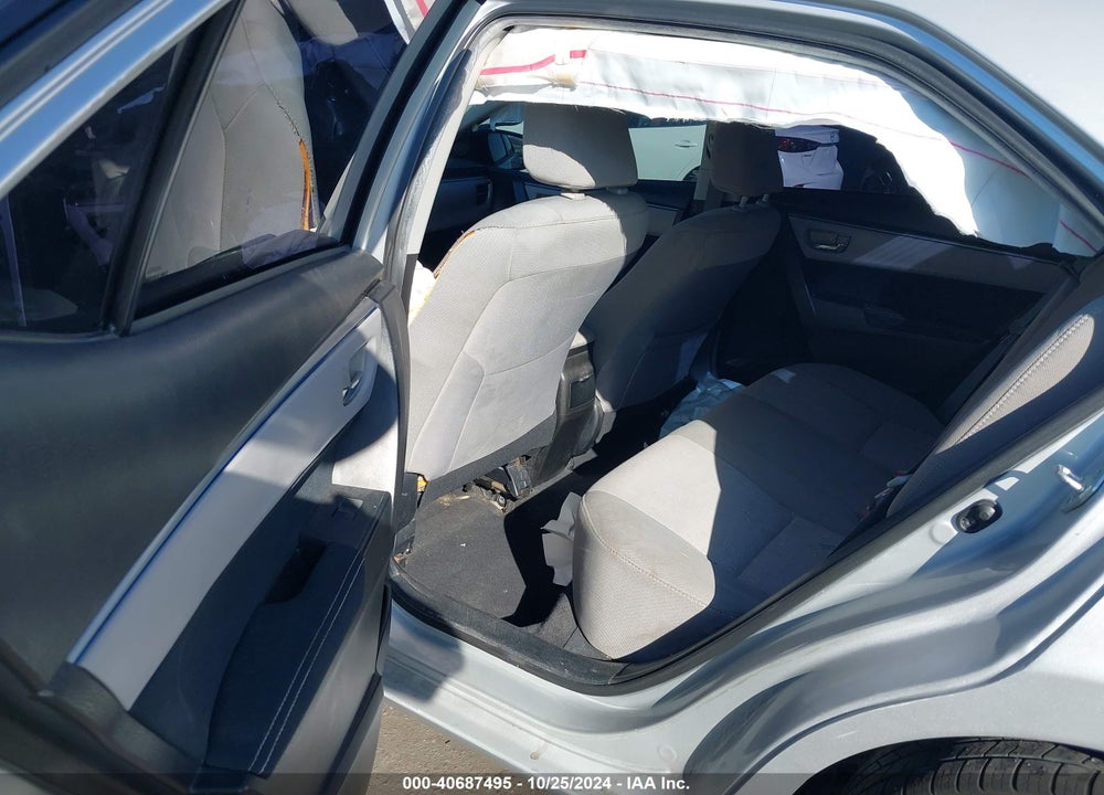 2015 TOYOTA COROLLA LE VIN: 5YFBURHE8FP299642