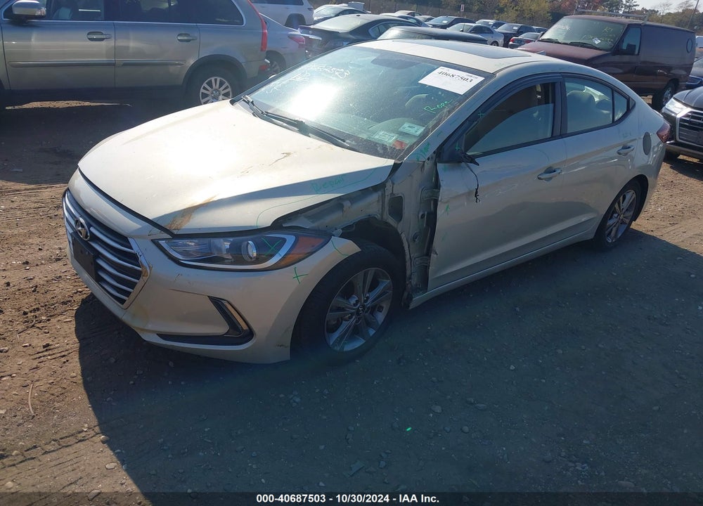 2017 HYUNDAI ELANTRA VIN: KMHD84LFXHU410967