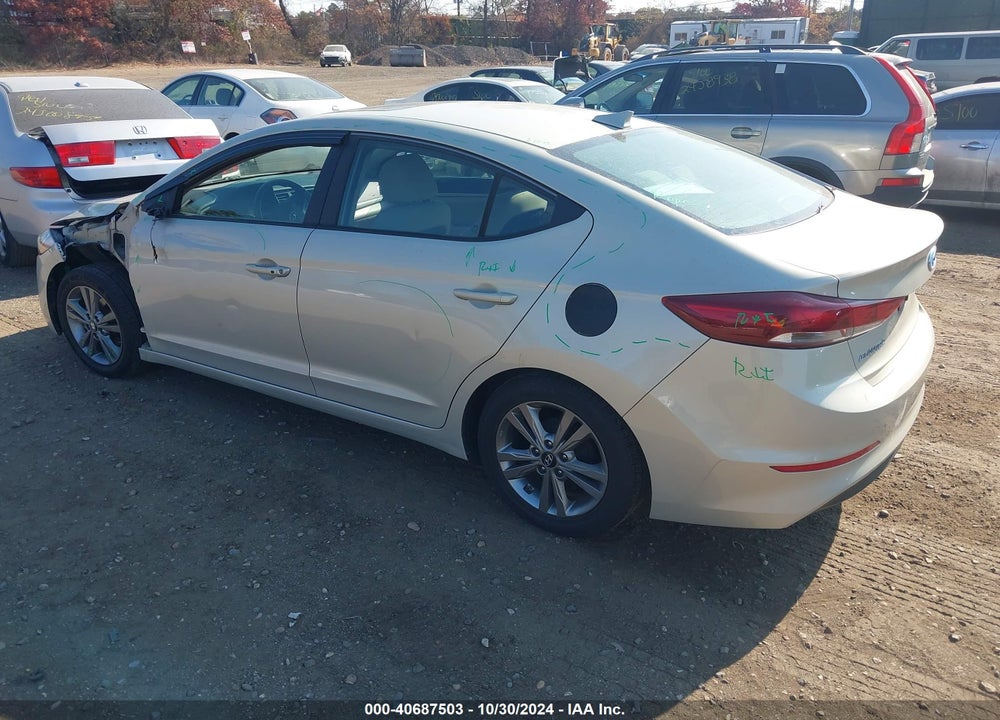 2017 HYUNDAI ELANTRA VIN: KMHD84LFXHU410967