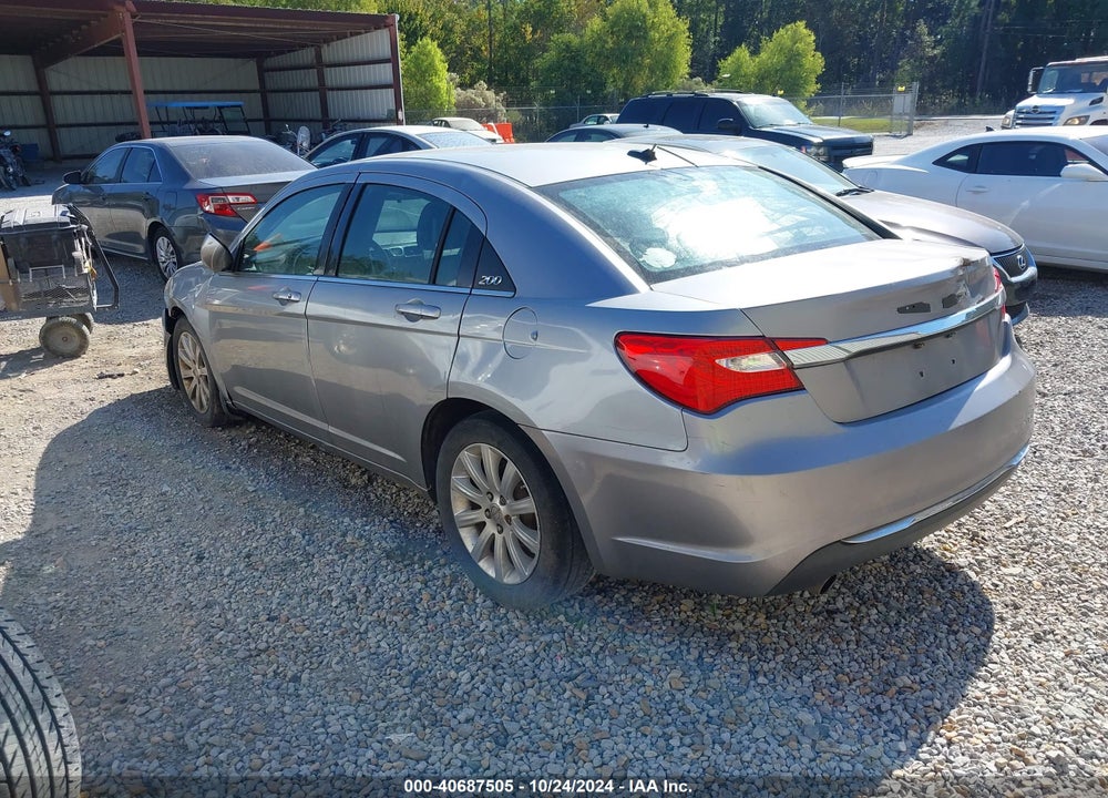 2013 CHRYSLER 200 TOURING VIN: 1C3CCBBG8DN608131