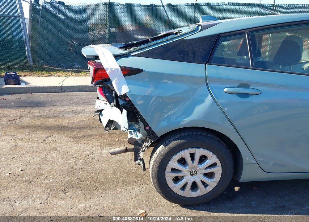 2021 TOYOTA PRIUS L ECO VIN: JTDKAMFU0M3144840