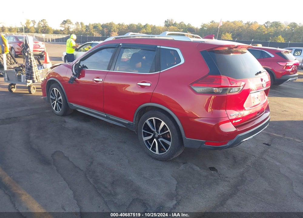 2017 NISSAN ROGUE SL VIN: JN8AT2MT1HW381821