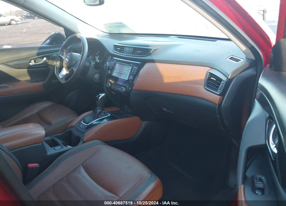 2017 NISSAN ROGUE SL VIN: JN8AT2MT1HW381821