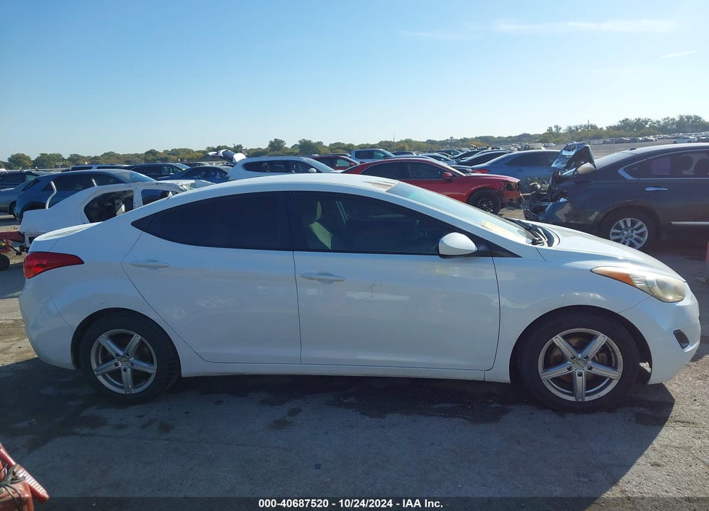 2013 HYUNDAI ELANTRA GLS VIN: 5NPDH4AE5DH153283