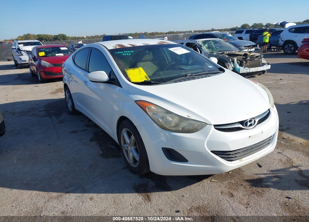 2013 HYUNDAI ELANTRA GLS VIN: 5NPDH4AE5DH153283