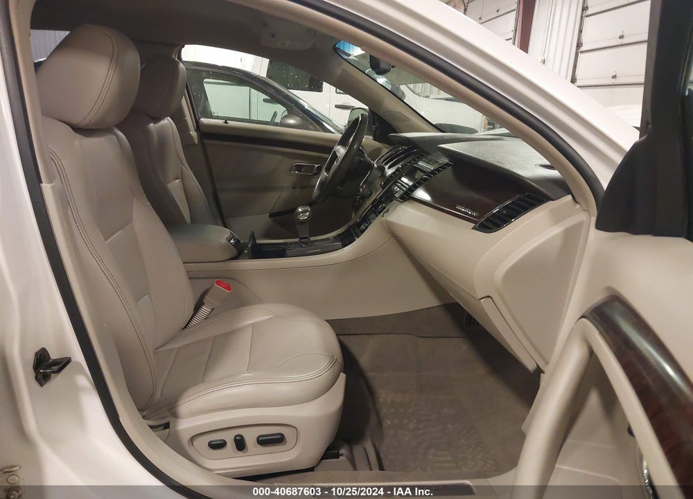 2011 FORD TAURUS LIMITED VIN: 1FAHP2FW1BG177663