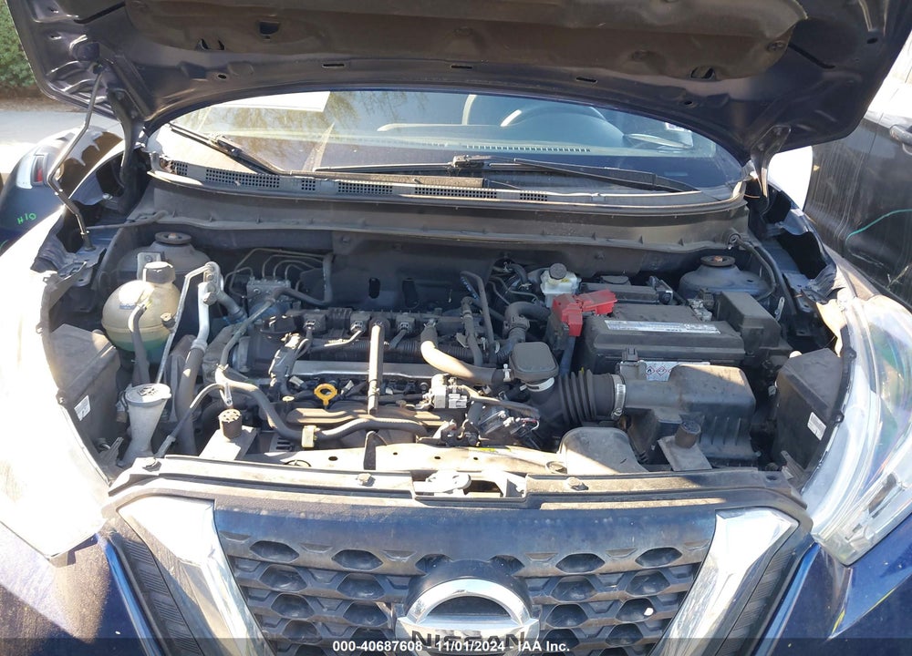 2018 NISSAN KICKS SV VIN: 3N1CP5CU8JL514304