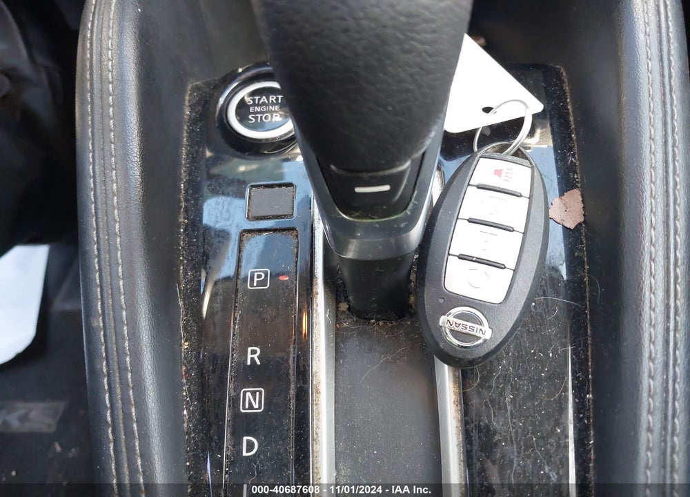 2018 NISSAN KICKS SV VIN: 3N1CP5CU8JL514304