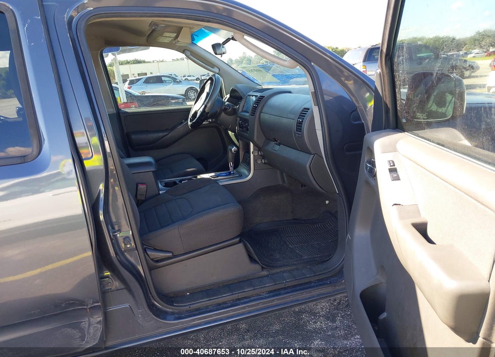 2012 NISSAN PATHFINDER S VIN: 5N1AR1NN8CC608383