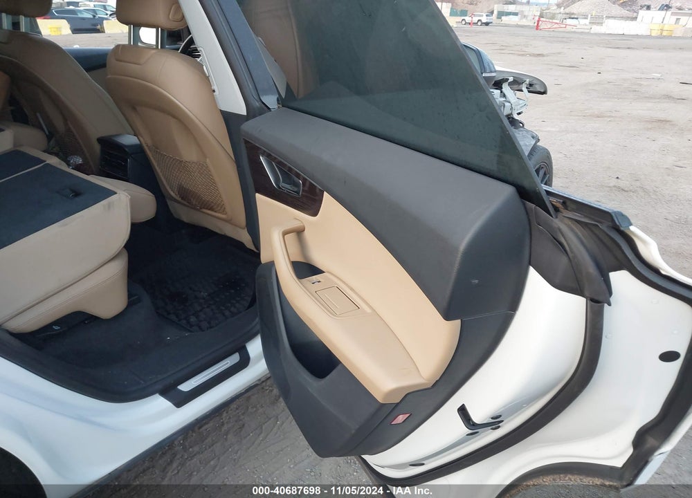 2021 AUDI Q8 PREMIUM PLUS 55 TFSI QUATTRO TIPTRONIC VIN: WA1EVAF1XMD003817