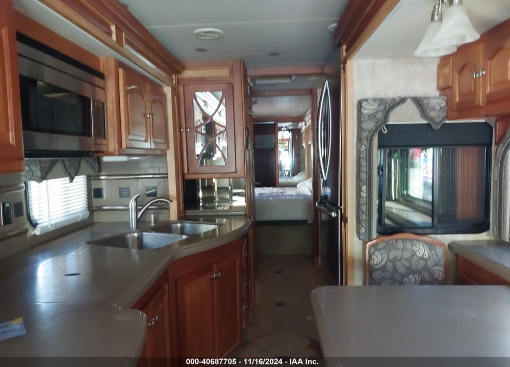 2008 TIFFIN MOTORHOMES INC ALLEGRO BUS VIN: 5VBBA67A38A112340