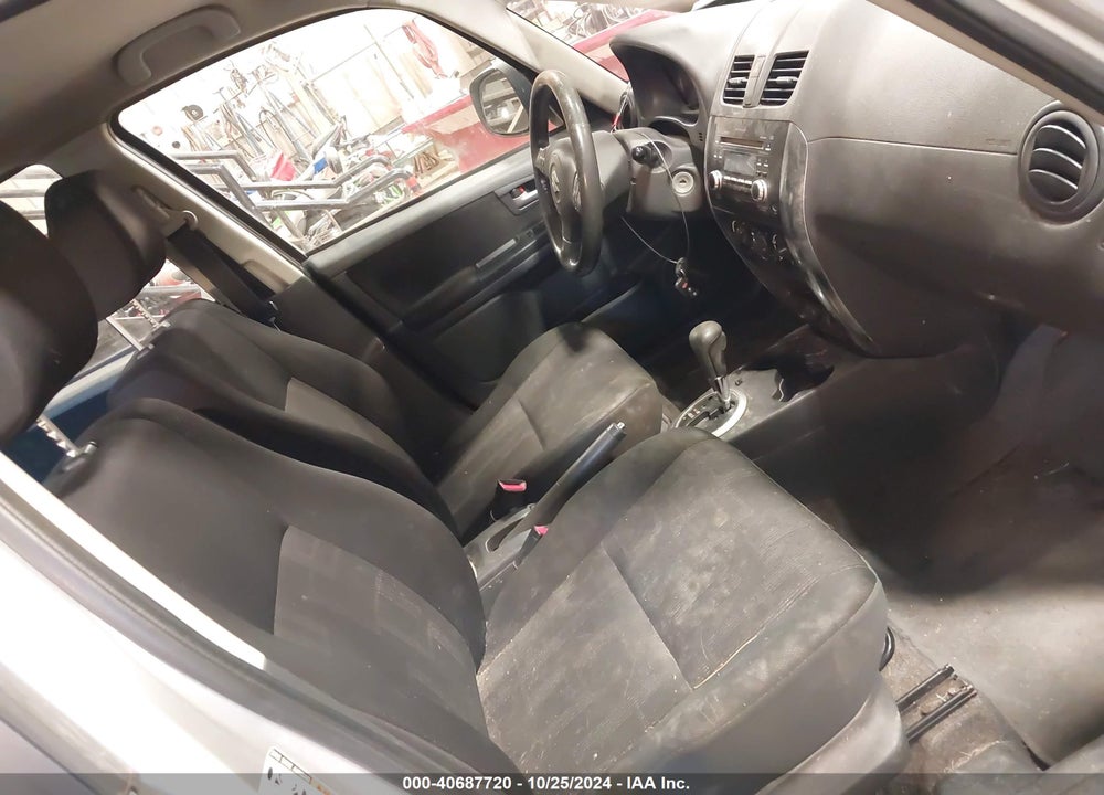 2011 SUZUKI SX4 PREMIUM/TECH VALU PKG (NAV) VIN: JS2YB5A37B6301695