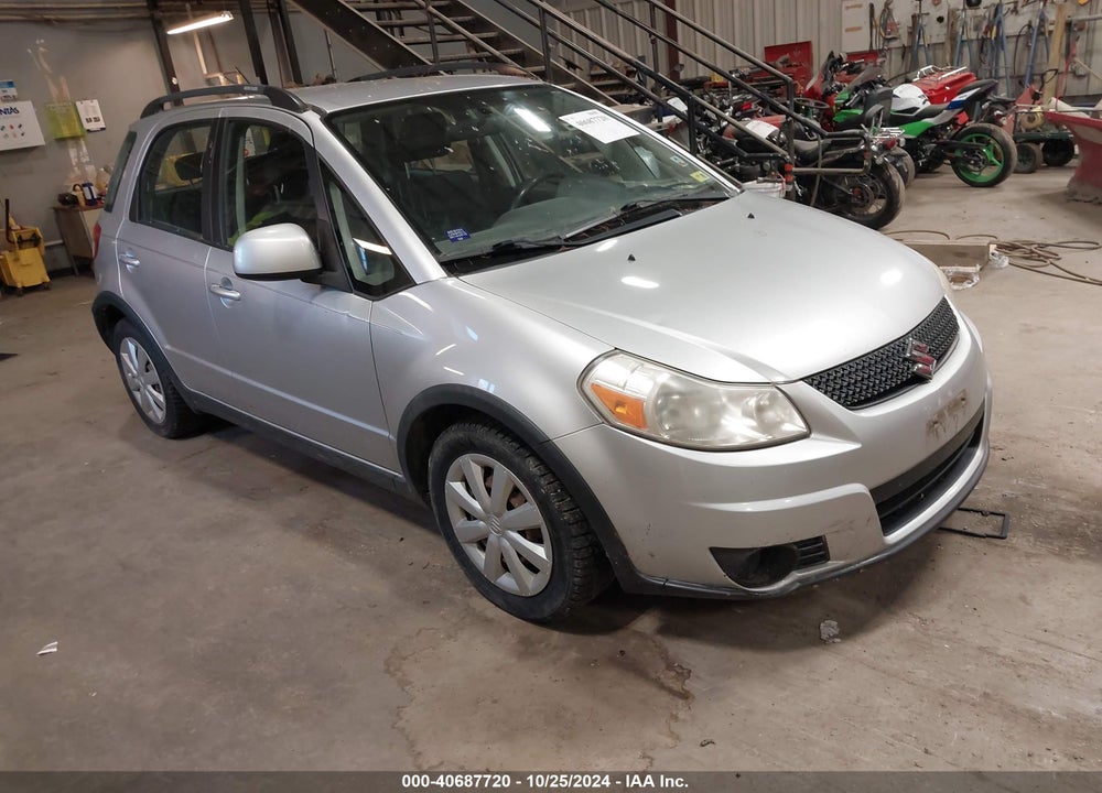 2011 SUZUKI SX4 PREMIUM/TECH VALU PKG (NAV) VIN: JS2YB5A37B6301695