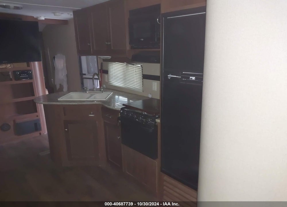 2016 ASPEN TRAIL 3010 BHDS VIN: 4YDT3012XGH920098