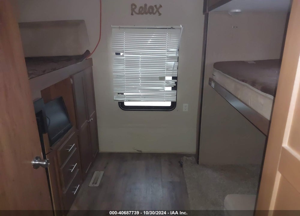 2016 ASPEN TRAIL 3010 BHDS VIN: 4YDT3012XGH920098