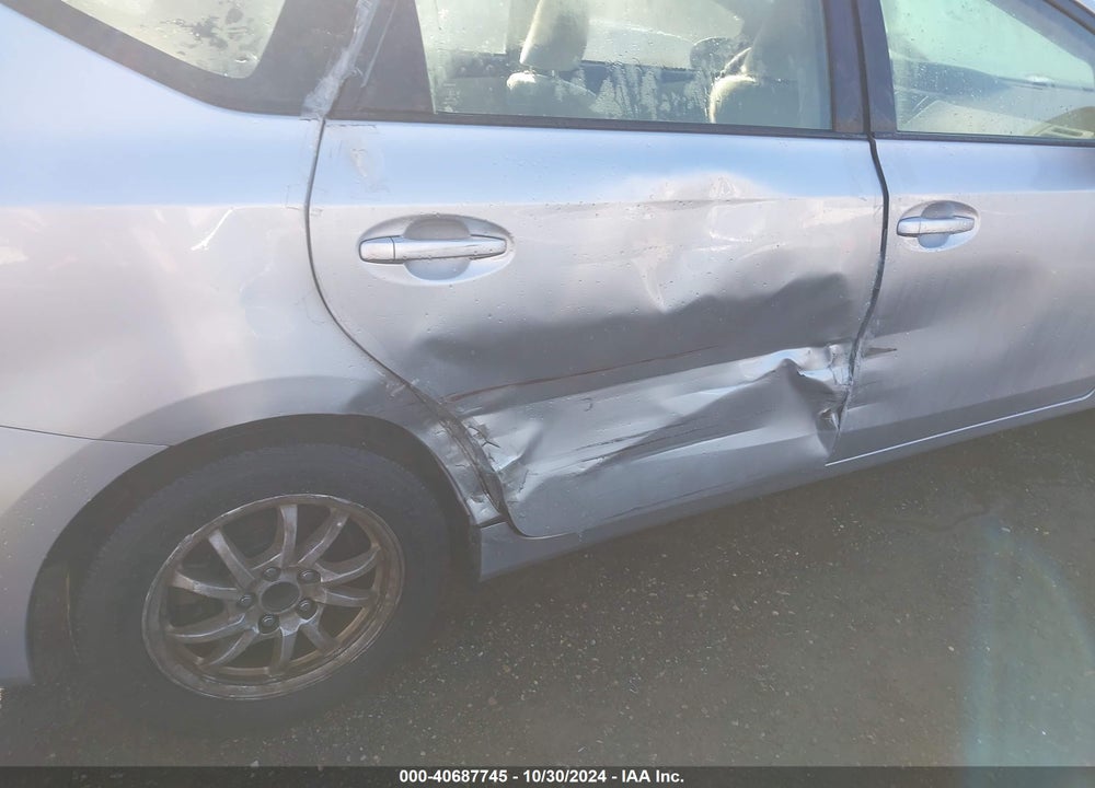 2012 TOYOTA PRIUS V THREE VIN: JTDZN3EU8C3097912