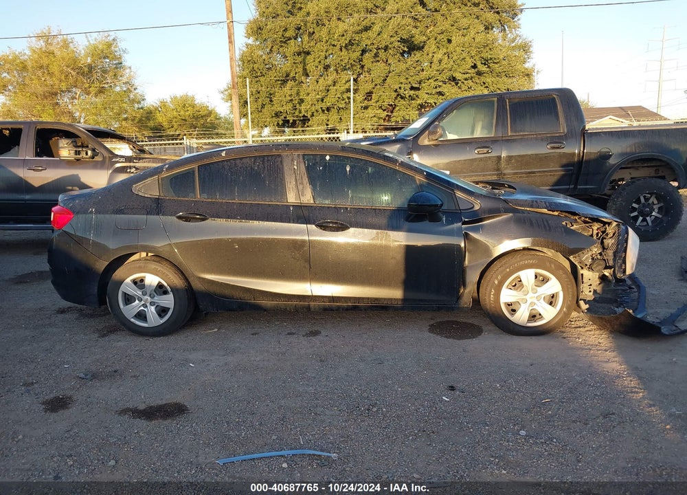2017 CHEVROLET CRUZE LS AUTO VIN: 1G1BC5SM9H7124292