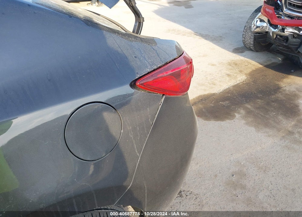2014 MAZDA 3 I TOURING VIN: JM1BM1V70E1170773