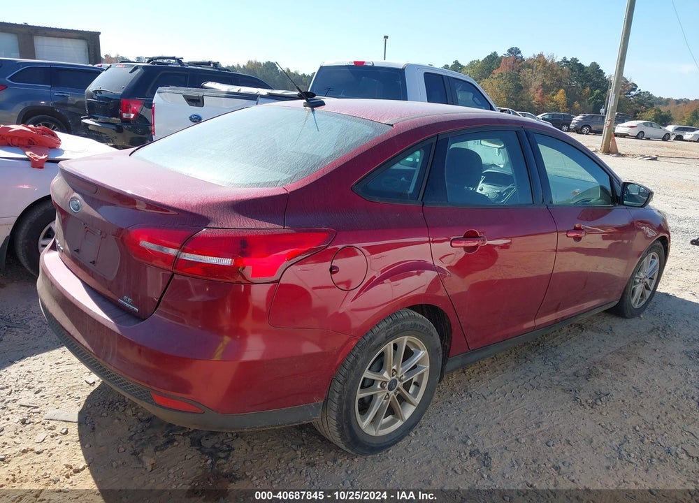 2015 FORD FOCUS SE VIN: 1FADP3F24FL214395