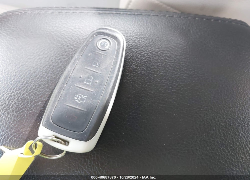 2015 FORD FOCUS TITANIUM VIN: 1FADP3J25FL299786