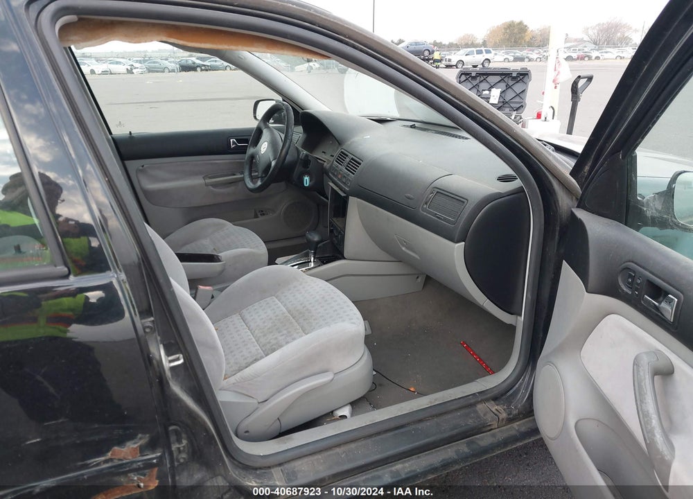 2002 VOLKSWAGEN JETTA GLS VIN: 3VWSB69M12M112637