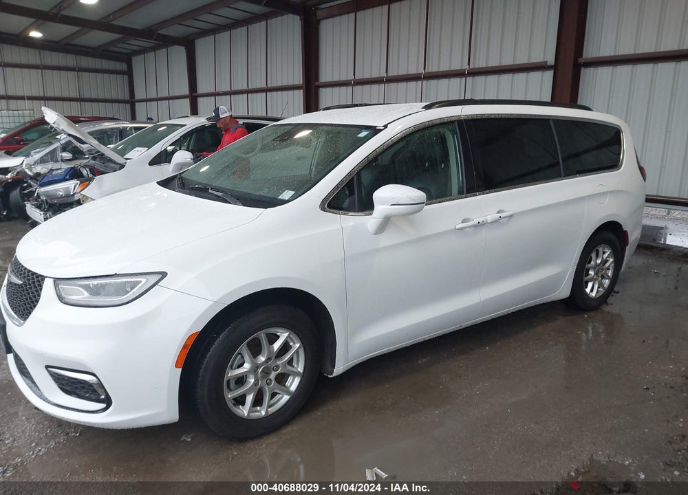 2022 CHRYSLER PACIFICA TOURING L VIN: 2C4RC1BG8NR125615