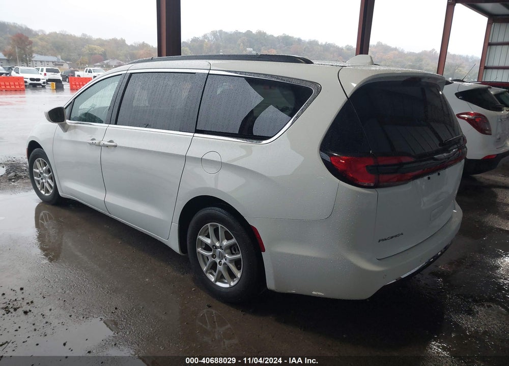 2022 CHRYSLER PACIFICA TOURING L VIN: 2C4RC1BG8NR125615