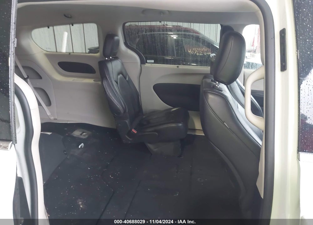 2022 CHRYSLER PACIFICA TOURING L VIN: 2C4RC1BG8NR125615