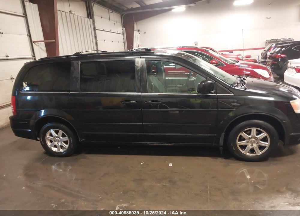 2008 CHRYSLER TOWN & COUNTRY TOURING VIN: 2A8HR54P98R762590