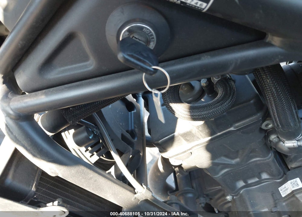 2023 HONDA CMX300 A VIN: MLHNC535XP5600746